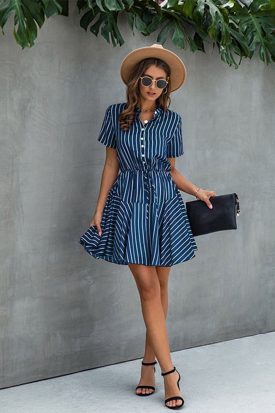 Stílusiskola: mindenképpen be kell szerezned egy csíkos ruhát -  -  - csíkos ruha, divat, nyár, outfit, stílus, 