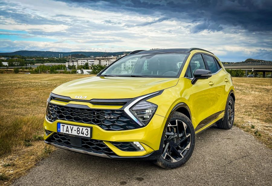 Lágy és barátságos - KIA Sportage 180 Hybrid 48V benzin DCT GT-Line - Autó & Motor - MOBILITY - Kia Sportage 180 Hybrid DCT GT-Line teszt, Kia Sportage mild-hybrid teszt, sportage 2022, sportage kia, Sportage mild-hybrid teszt, sportage teszt, 