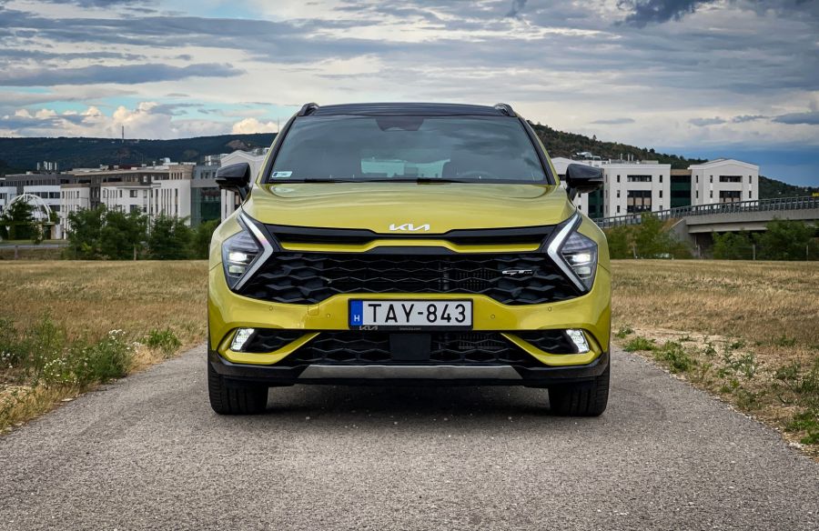 Lágy és barátságos - KIA Sportage 180 Hybrid 48V benzin DCT GT-Line - Autó & Motor - MOBILITY - Kia Sportage 180 Hybrid DCT GT-Line teszt, Kia Sportage mild-hybrid teszt, sportage 2022, sportage kia, Sportage mild-hybrid teszt, sportage teszt, 