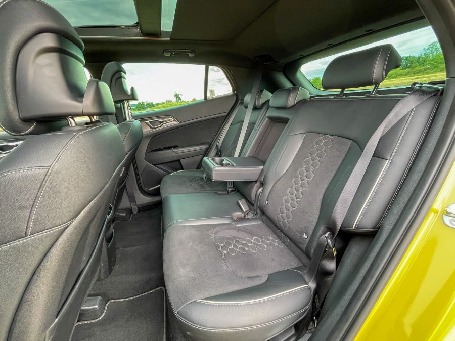 Lágy és barátságos - KIA Sportage 180 Hybrid 48V benzin DCT GT-Line - Autó & Motor - MOBILITY - Kia Sportage 180 Hybrid DCT GT-Line teszt, Kia Sportage mild-hybrid teszt, sportage 2022, sportage kia, Sportage mild-hybrid teszt, sportage teszt, 