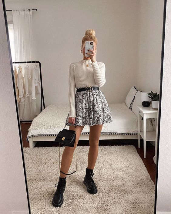 Stílusiskola: így viselj ősszel miniszoknyákat -  -  - divat, miniszoknya, outfit, ősz, stílus, 