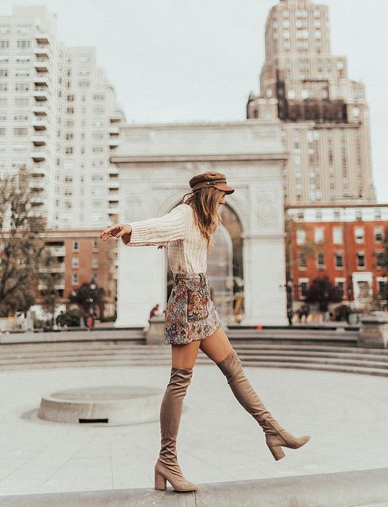 Stílusiskola: így viselj ősszel miniszoknyákat -  -  - divat, miniszoknya, outfit, ősz, stílus, 