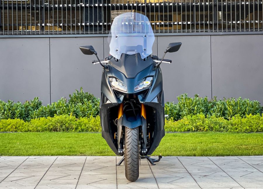 A robogóba csomagolt motor – 2022 Yamaha TMax 560 TechMax - Autó & Motor - MOBILITY - 2022 Yamaha TMax 560 TechMax teszt, 2022 Yamaha TMax 560 teszt, T-Max Tech Max teszt, Yamaha TMax teszt,