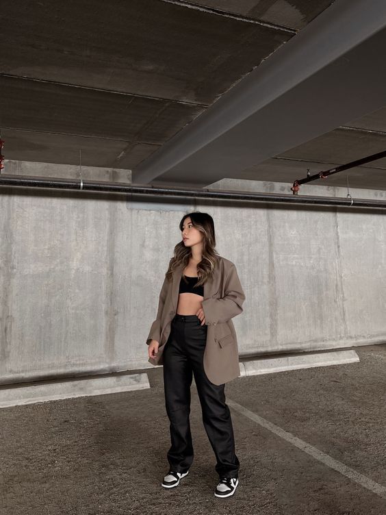 Stílusiskola: outfit ötletek oversize blézerekkel -  -  - blézer, divat, outfit, oversize blézer, őszi divat, stílus, 