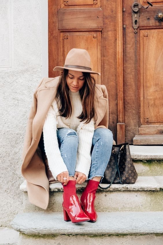 Stílusiskola: így fűszerezd meg az őszi outfitedet egy kis pirossal -  -  - divat, outfit, ősz, piros, stílus, 