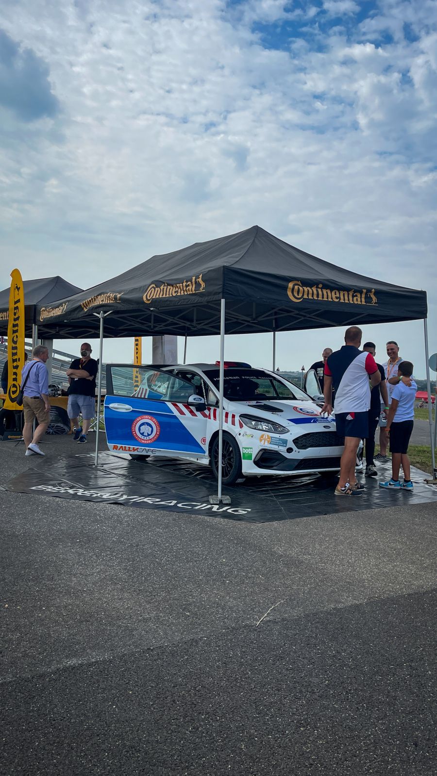 A Continental veszprémi tesztpályáját ezúttal versenyautók is kipróbálták - Autó & Motor - MOBILITY - continental, szlalom, veszprém,