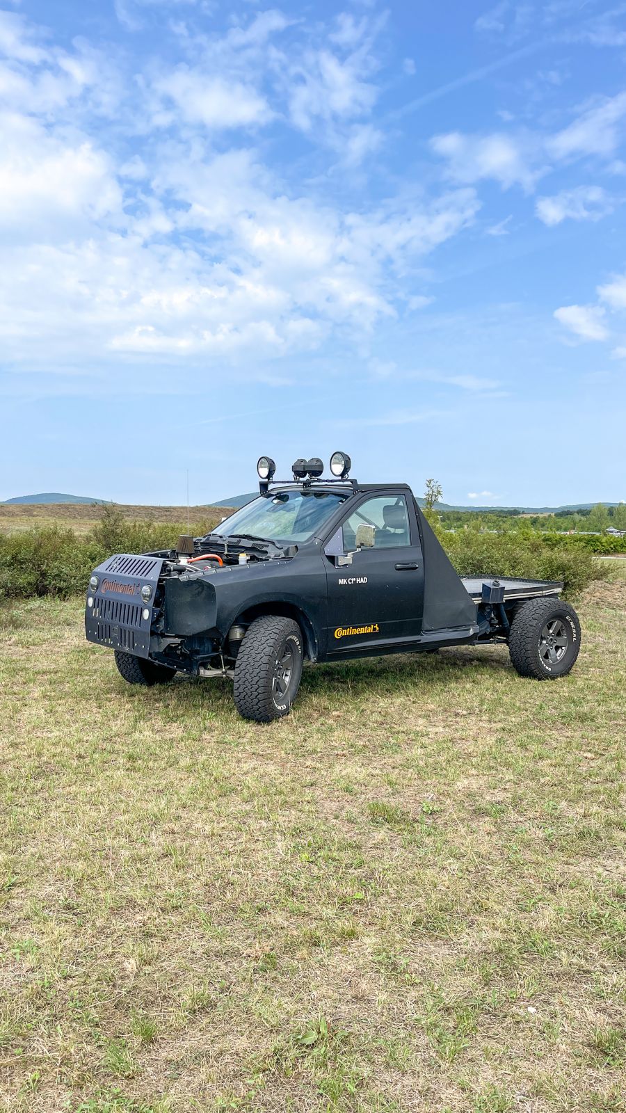 A Continental veszprémi tesztpályáját ezúttal versenyautók is kipróbálták - Autó & Motor - MOBILITY - continental, szlalom, veszprém,