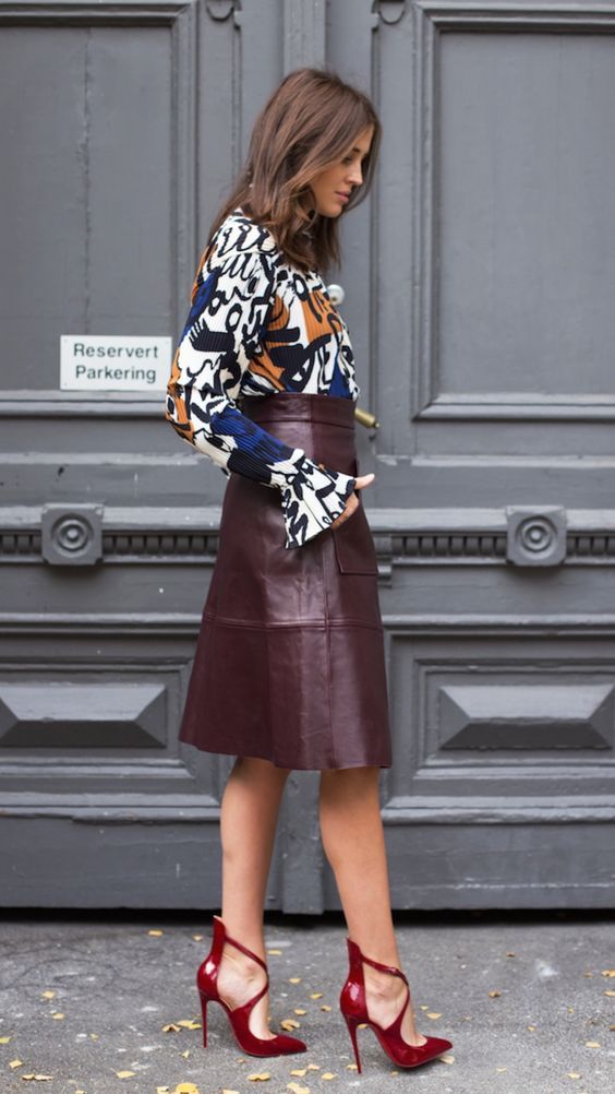 Stílusiskola: így viselj (mű)bőrszoknyákat -  -  - bőrszoknya, divat, műbőrszoknya, outfit, stílus, 
