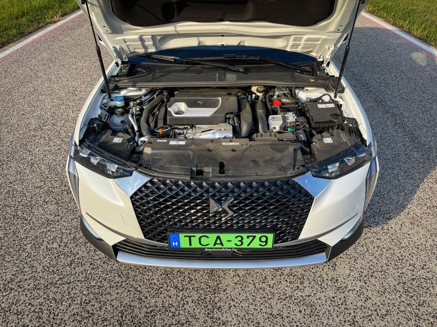 De Szép – DS 4 Cross Rivoli E-tense - Autó & Motor - MOBILITY - 2022 DS4 teszt, DS 4 Cross Rivoli teszt, ds4 auto, DS4 cross teszt, ds4 teszt, 