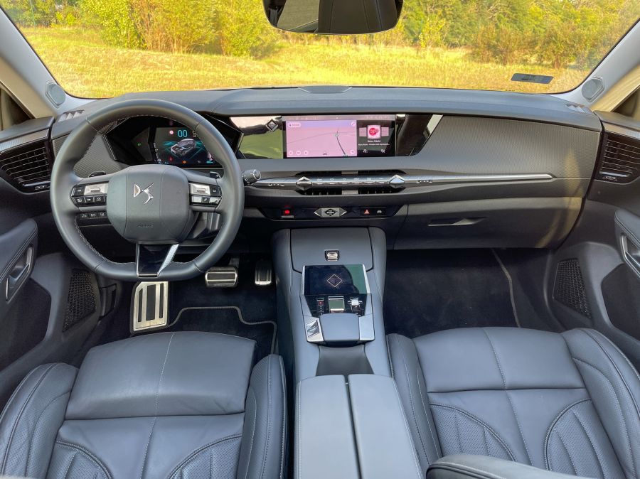 De Szép – DS 4 Cross Rivoli E-tense - Autó & Motor - MOBILITY - 2022 DS4 teszt, DS 4 Cross Rivoli teszt, ds4 auto, DS4 cross teszt, ds4 teszt, 