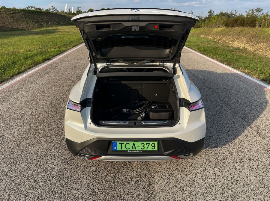 De Szép – DS 4 Cross Rivoli E-tense - Autó & Motor - MOBILITY - 2022 DS4 teszt, DS 4 Cross Rivoli teszt, ds4 auto, DS4 cross teszt, ds4 teszt, 