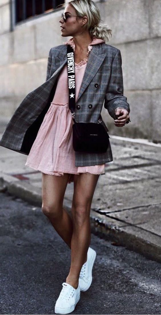 Stílusiskola: így viselj ősszel szürkét -  -  - divat, outfit, ősz, stílus, szürke, 