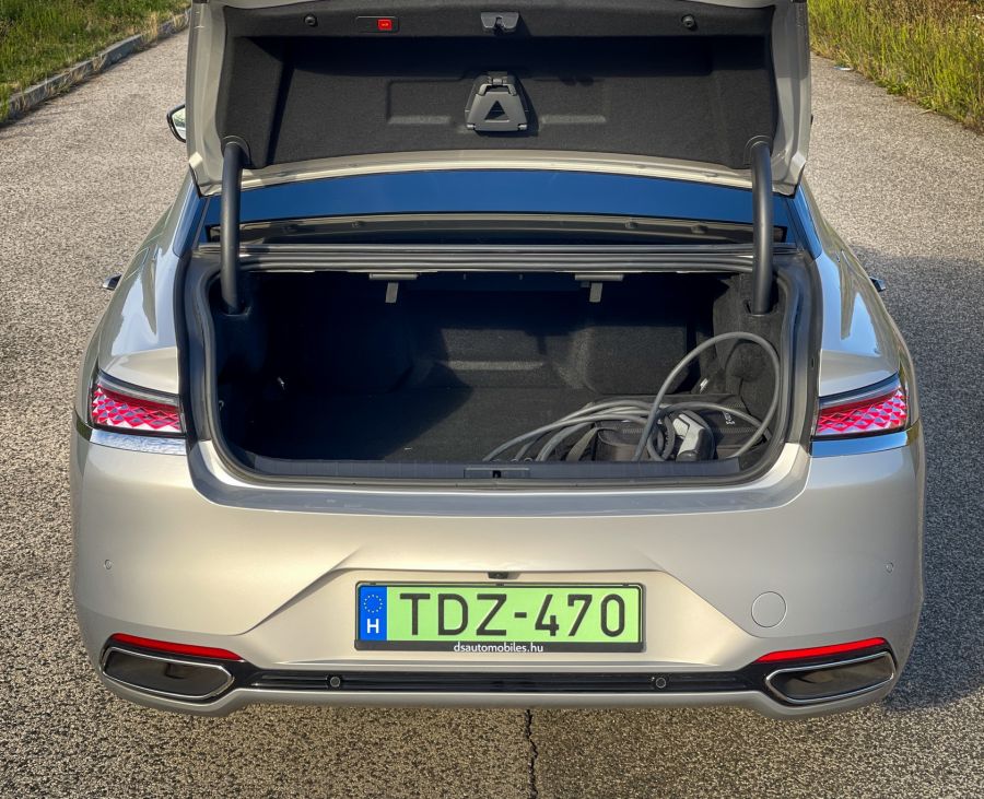 Francia kapcsolat – DS 9 E-tense - Autó & Motor - MOBILITY - 2022 ds9 e-tense teszt, 2022 ds9 teszt, ds auto, ds9 auto, ds9 teszt,