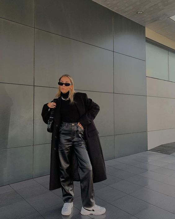 Stílusiskola: így viselj ősszel bőrnadrágokat -  -  - bőrnadrág, divat, outfit, ősz, stílus, 