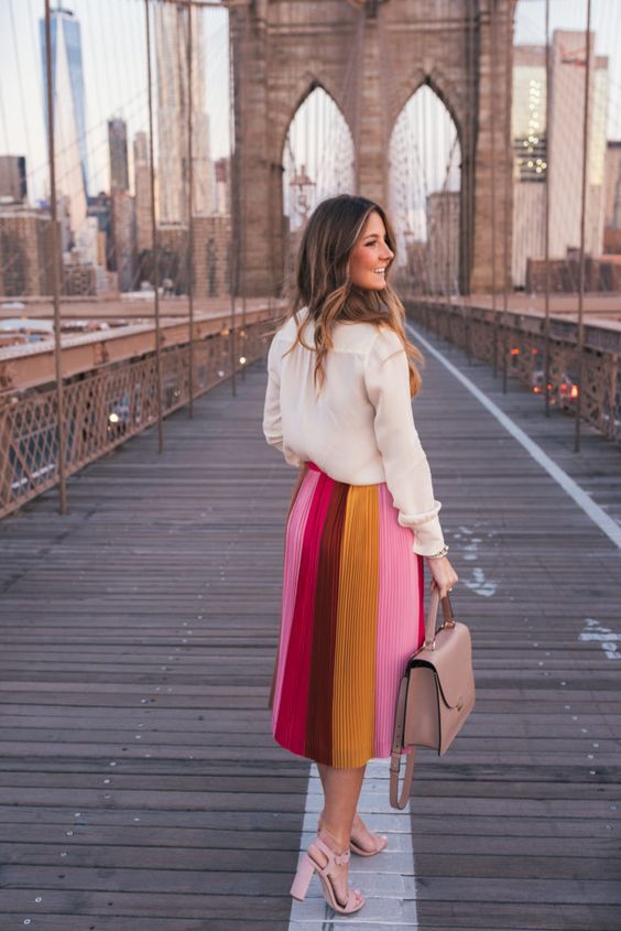 Stílusiskola: így viselj ősszel pliszírozott szoknyákat -  -  - divat, outfit, pliszírozott szoknya, stílus, 