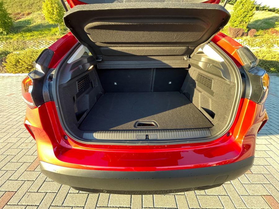 Egyedül a csapatban – CITROËN ë-C4 - Autó & Motor - MOBILITY - citroen c4 elektromos teszt, citroen e-c4 teszt, e-c4 citroen, e-c4 electric, elektromos C4 teszt, 