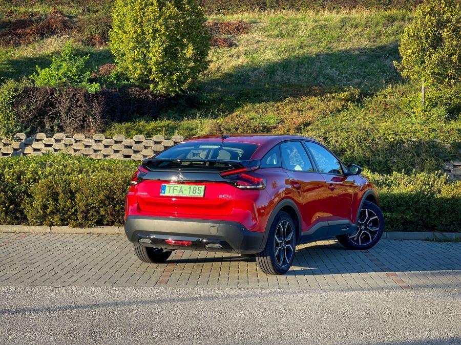 Egyedül a csapatban – CITROËN ë-C4 - Autó & Motor - MOBILITY - citroen c4 elektromos teszt, citroen e-c4 teszt, e-c4 citroen, e-c4 electric, elektromos C4 teszt, 