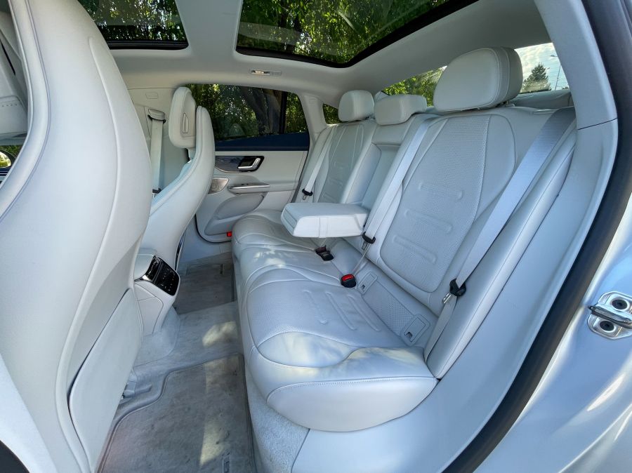 Luxusburok – Mercedes-AMG EQE 43 - Autó & Motor - MOBILITY - eqe  amg 43 teszt, eqe amg 43, mercedes amg, Mercedes EQE 43 teszt, mercedes-amg EQE 43 teszt, 