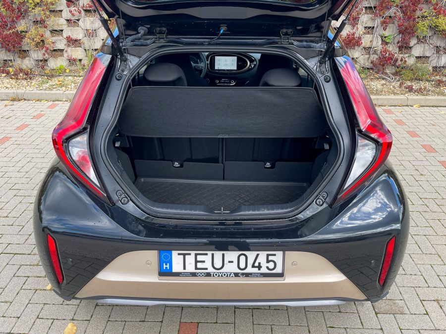 A legkisebb SUV – Toyota Aygo X Executive - Autó & Motor - MOBILITY - 2022 Aygo X teszt, Aygo X executive teszt, aygo x teszt,
