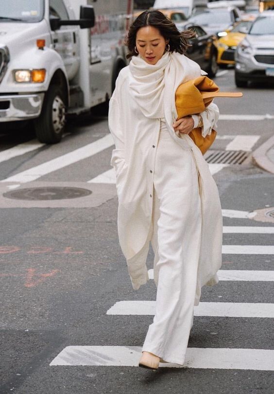 Stílusiskola: így viselj ősszel fehér kabátokat -  -  - divat, fehér kabát, kabát, outfit, ősz, stílus, 