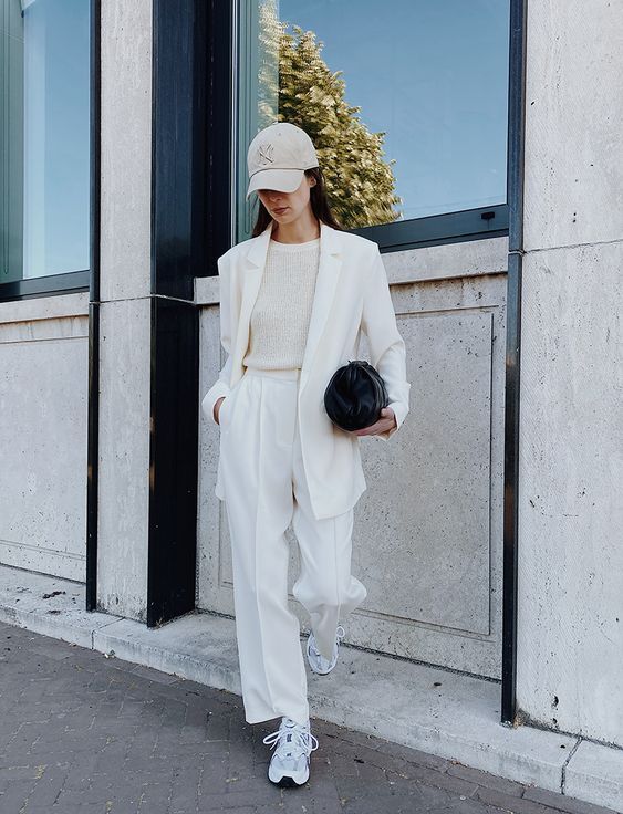 Stílusiskola: így viselj ősszel fehér kabátokat -  -  - divat, fehér kabát, kabát, outfit, ősz, stílus, 