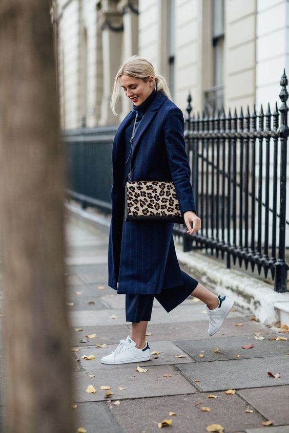 Stílusiskola: így viselj ősszel állatmintás kiegészítőket -  -  - állatminta, divat, kiegészítő, outfit, stílus, 