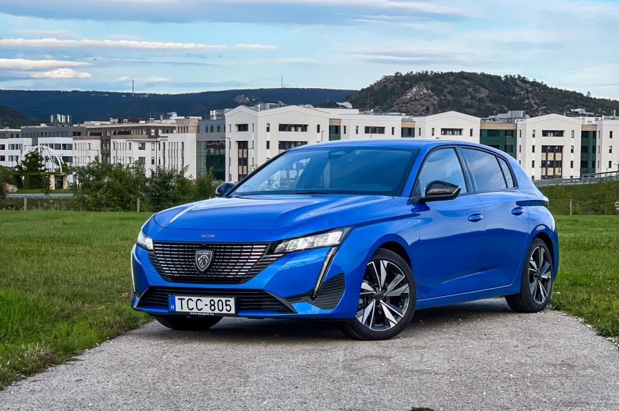 Egy – Kettő - Három – Peugeot 308 1.2 Puretech Allure - Autó & Motor - MOBILITY - 2022 308 1.2 teszt, 2022 Peugeot 308 benzin teszt, 308 peugeot, 308 teszt, peugeot 308, Peugeot 308 1%2C2 allure teszt, 