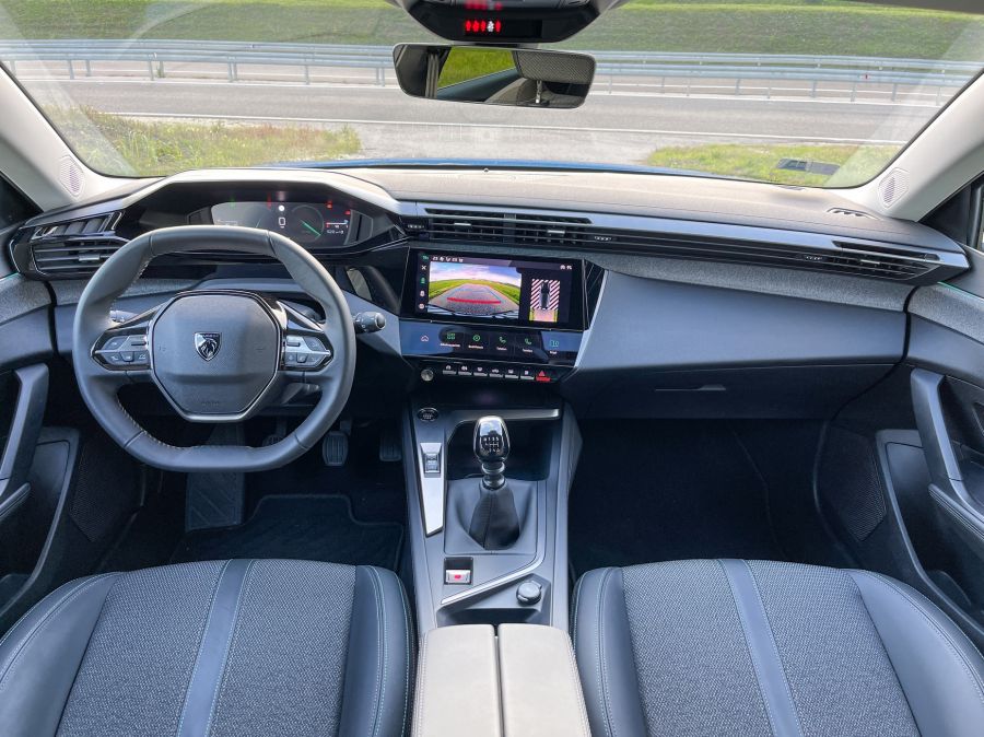 Egy – Kettő - Három – Peugeot 308 1.2 Puretech Allure - Autó & Motor - MOBILITY - 2022 308 1.2 teszt, 2022 Peugeot 308 benzin teszt, 308 peugeot, 308 teszt, peugeot 308, Peugeot 308 1%2C2 allure teszt, 