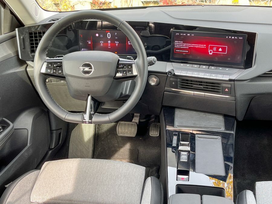 Jó lesz-e számára a csillagok állása? – 2022 Opel Astra 1,5 dízel Elegance - Autó & Motor - MOBILITY - 2022 Opel Astra 1%2C5 dízel Elegance teszt, 2022 Opel Astra dízel teszt, Astra Elegance 1%2C5 dízel, Astra teszt, 