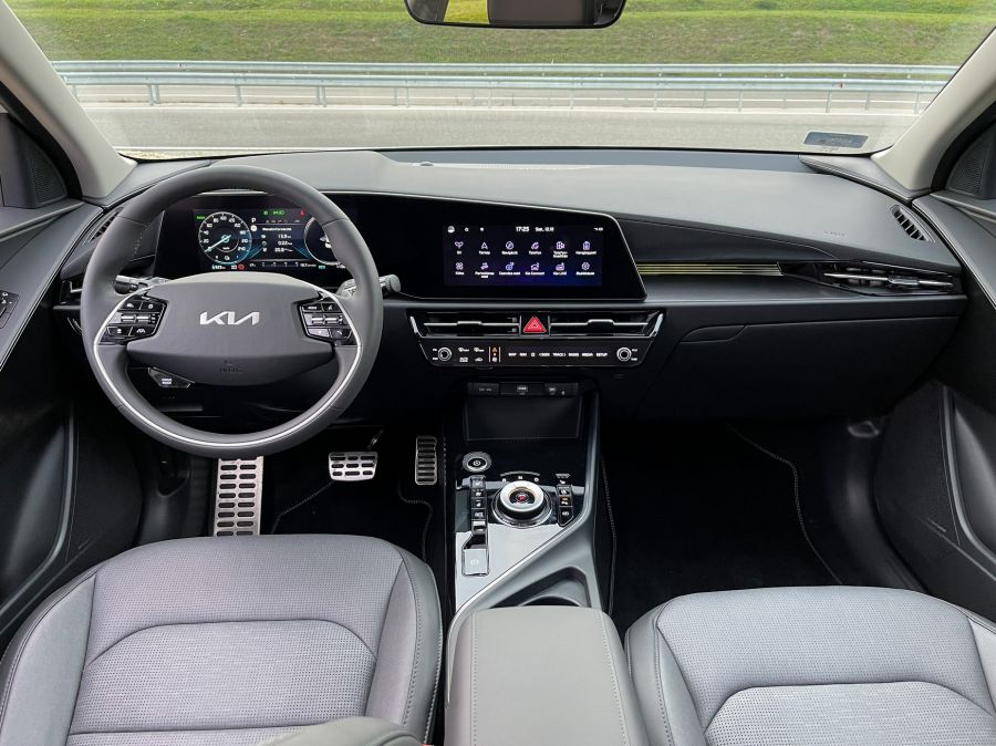 Briliáns - Kia Niro EV Kryptonite - Autó & Motor - MOBILITY - 2022 KIA e-Niro Kryptonite teszt, 2022 KIA e-Niro teszt, 2022 KIA Niro EV Kryptonite teszt, e-Niro teszt, elektromos Niro teszt, KIA e Niro, kia niro, KIA Niro EV, Niro EV teszt, 