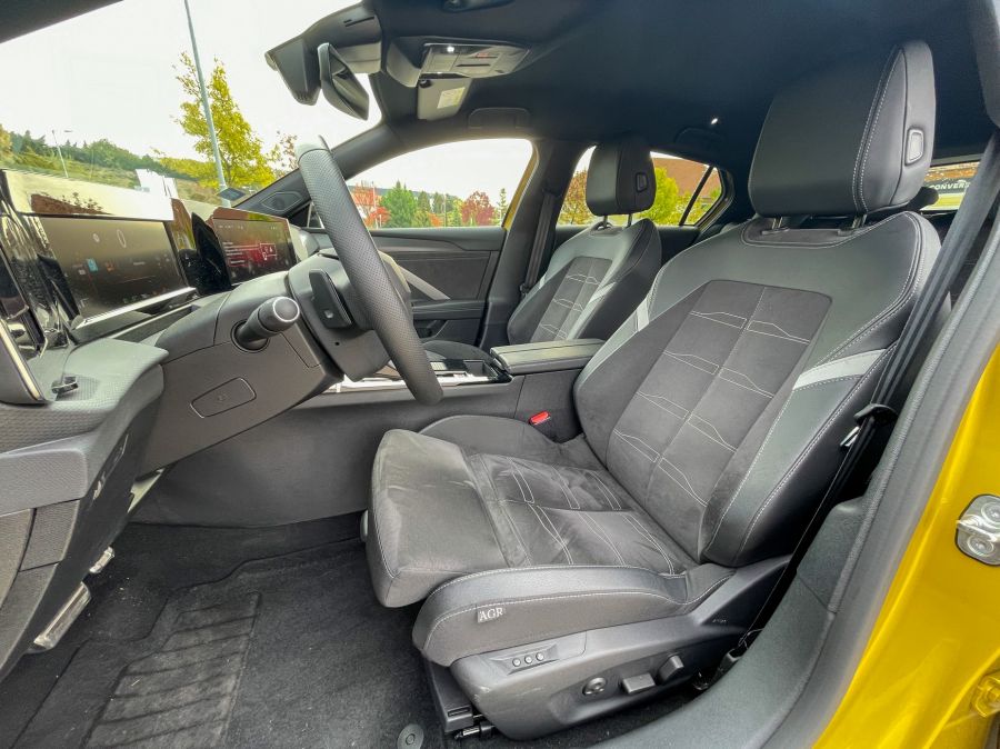 Per ardua ad astra / göröngyös út a csillagokig – Opel Astra 1.2 GS Line - Autó & Motor - MOBILITY - 2022 astra 1.2 gs line teszt, 2022 Opel Astra L teszt, Astra 1.2 gs line teszt, Astra GS Line teszt, astra l, opel astra, 