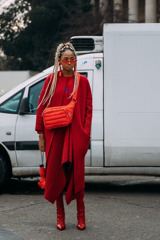 Stílusiskola: piros outfitek szürke hétküznapokra -  -  - divat, outfit, ősz, piros, stílus, 