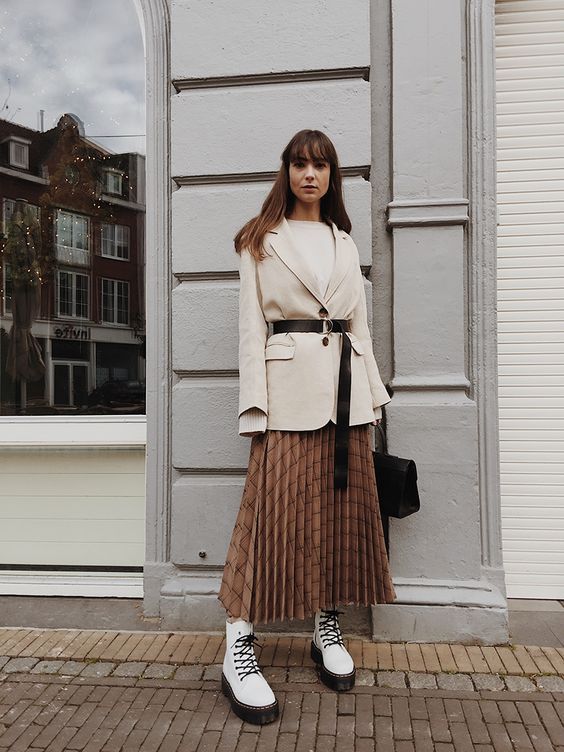 Stílusiskola: így viselj ősszel pliszírozott szoknyákat -  -  - divat, inspo, outfit, ősz, pliszírozott szoknya, stílus, szoknya, 