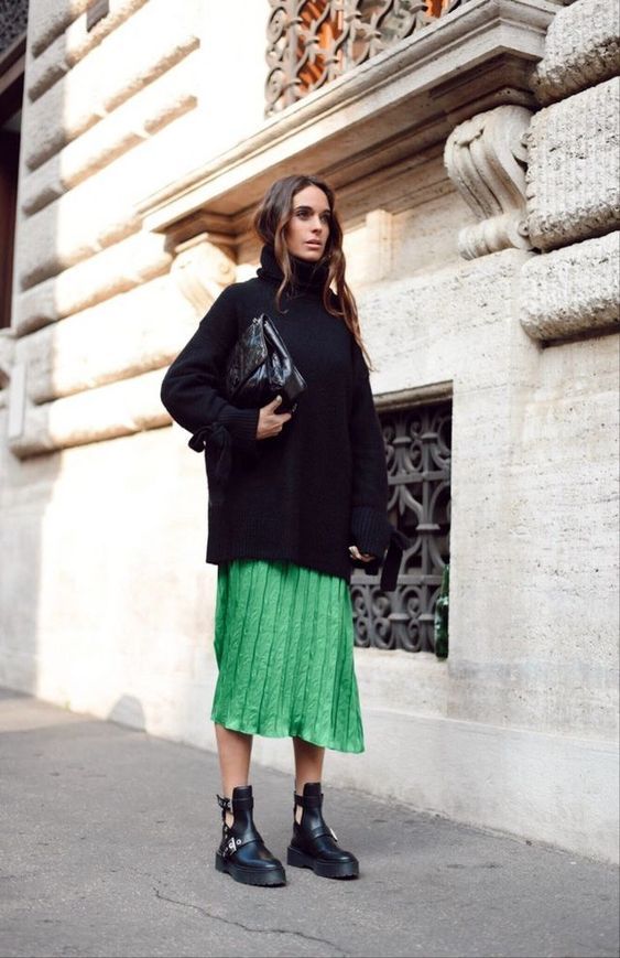 Stílusiskola: így viselj ősszel pliszírozott szoknyákat -  -  - divat, inspo, outfit, ősz, pliszírozott szoknya, stílus, szoknya, 