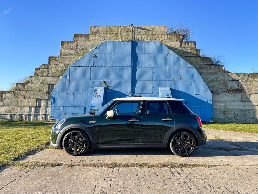 Élményekkel zsúfolva – Mini Cooper S 5 ajtós Resolute Edition - Autó & Motor - MOBILITY - 2022 Mini Cooper S teszt, 2022 Mini teszt, mini cooper, Mini Cooper S Resolute Edition teszt, Mini cooper S teszt,