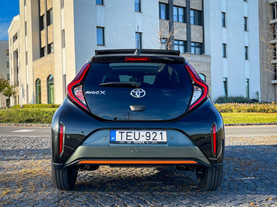Vehetnék nagyobbat, talán jobbat is, de nekem ez kell – Toyota Aygo X Limited JBL Canvas - Autó & Motor - MOBILITY - aygo, aygo x, aygo x teszt, Toyota Ago X Limited JBL Canvas teszt, toyota Aygo x, 