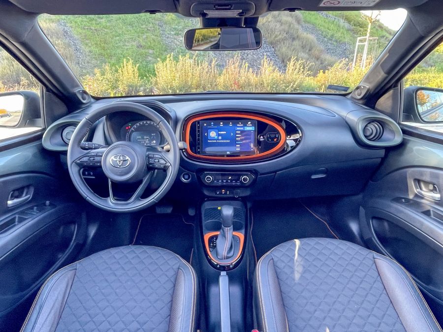 Vehetnék nagyobbat, talán jobbat is, de nekem ez kell – Toyota Aygo X Limited JBL Canvas - Autó & Motor - MOBILITY - aygo, aygo x, aygo x teszt, Toyota Ago X Limited JBL Canvas teszt, toyota Aygo x, 