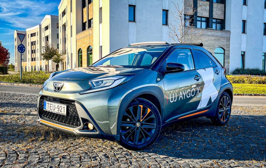 Vehetnék nagyobbat, talán jobbat is, de nekem ez kell – Toyota Aygo X Limited JBL Canvas - Autó & Motor - MOBILITY - aygo, aygo x, aygo x teszt, Toyota Ago X Limited JBL Canvas teszt, toyota Aygo x, 