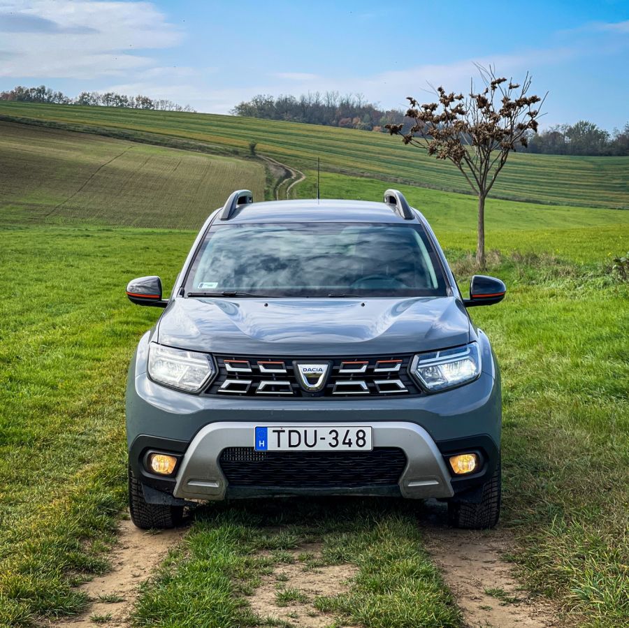 Dacia Merci motorral – Dacia Duster TCe 150 Extreme - Autó & Motor - MOBILITY - dacia duster 2022, duster 2022, duster 2022 teszt, duster benzin, duster tce 150 extreme teszt, 