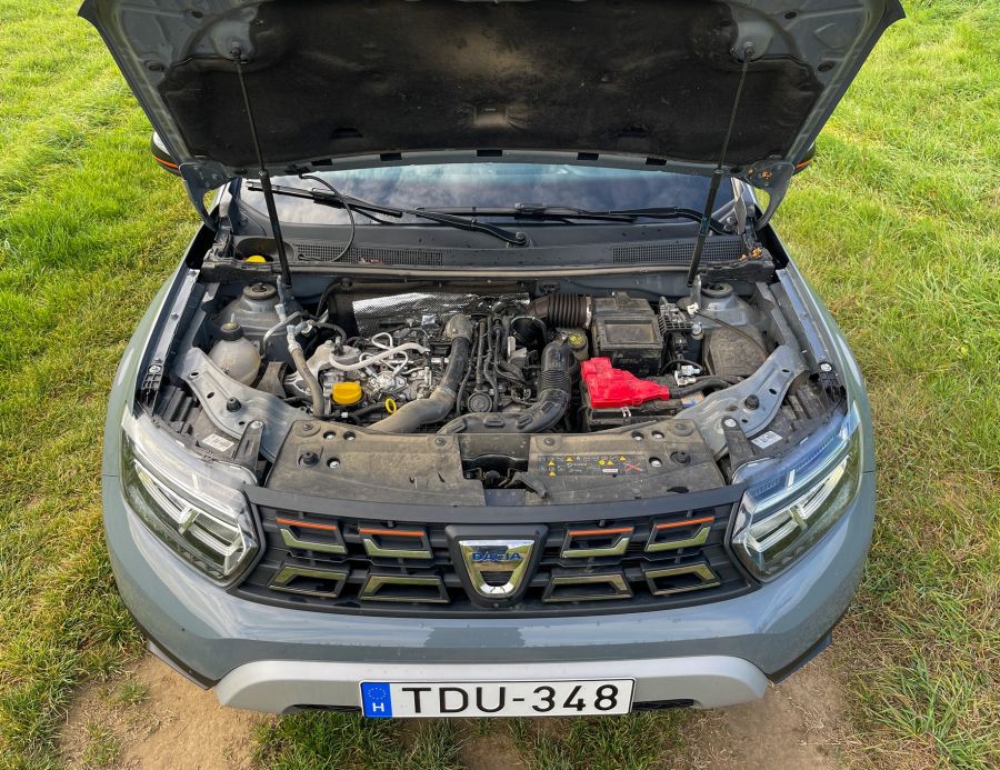 Dacia Merci motorral – Dacia Duster TCe 150 Extreme - Autó & Motor - MOBILITY - dacia duster 2022, duster 2022, duster 2022 teszt, duster benzin, duster tce 150 extreme teszt, 