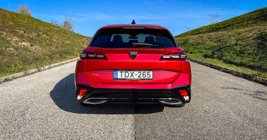 Nagyobb helyre fel és ne unatkozz!  – Peugeot 308 SW 1.2 Allure - Autó & Motor - MOBILITY - 2022 Peugeot 308 sw 1.2 Allure teszt, 308 kombi teszt, 308 peugeot, 308 sw benzin teszt, 308 sw peugeot,