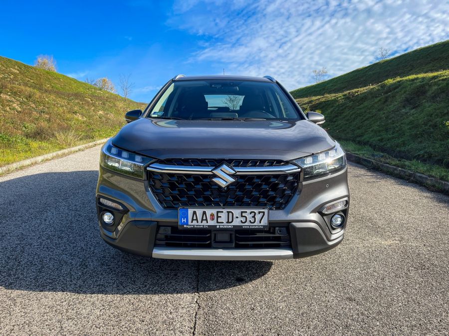 Vagy így, vagy úgy – Suzuki S-Cross 1.5 Hybrid GLX - Autó & Motor - MOBILITY - 2022 suzuki s cross 1.5 hybrid glx teszt, s cross hibrid tesz, s cross hibrid teszt, s cross Suzuki, suzuki s cross 1.5 hybrid glx teszt, 