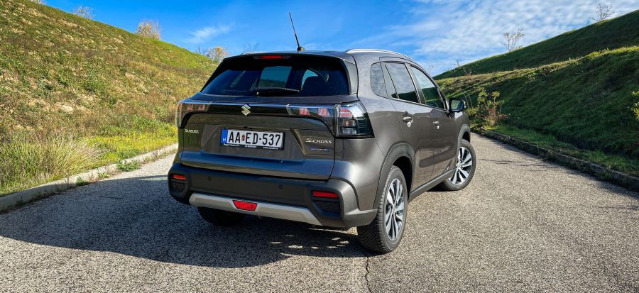 Vagy így, vagy úgy – Suzuki S-Cross 1.5 Hybrid GLX - Autó & Motor - MOBILITY - 2022 suzuki s cross 1.5 hybrid glx teszt, s cross hibrid tesz, s cross hibrid teszt, s cross Suzuki, suzuki s cross 1.5 hybrid glx teszt, 
