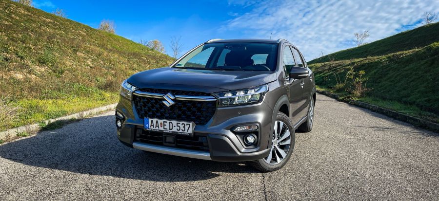 Vagy így, vagy úgy – Suzuki S-Cross 1.5 Hybrid GLX - Autó & Motor - MOBILITY - 2022 suzuki s cross 1.5 hybrid glx teszt, s cross hibrid tesz, s cross hibrid teszt, s cross Suzuki, suzuki s cross 1.5 hybrid glx teszt, 