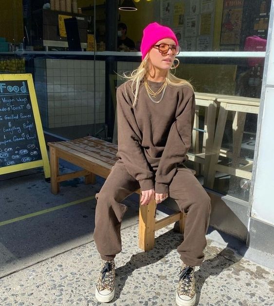 Stílusiskola: dobd fel a sötét téli napokat egy kis rózsaszínnel -  -  - divat, outfit, rózsaszín, stílus, tél, 