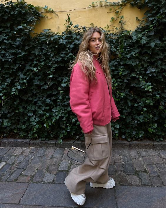 Stílusiskola: dobd fel a sötét téli napokat egy kis rózsaszínnel -  -  - divat, outfit, rózsaszín, stílus, tél, 