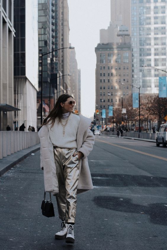 Stílusiskola: így viseld az ezüst színt -  -  - divat, ezüst, outfit, stílus, tél, 