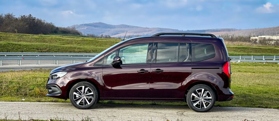 Akinek az inge pont az nem veszi magára – Mercedes-Benz T-osztály T180d - Autó & Motor - MOBILITY - mercedes benz, Mercedes Benz T osztály teszt, Mercedes benz t180d teszt, Mercedes T180d teszt, t180 d teszt, t180 mercedes,