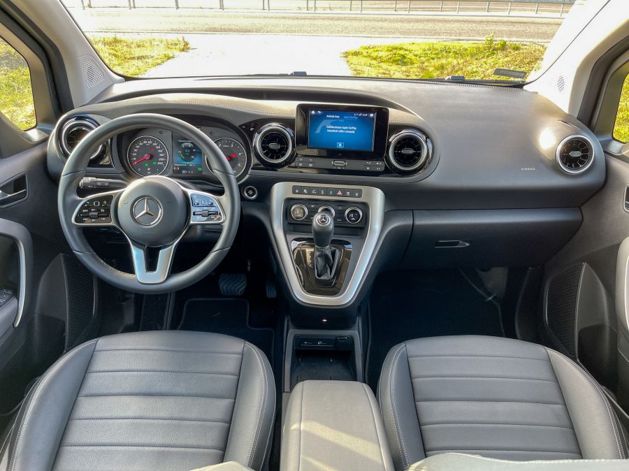 Akinek az inge pont az nem veszi magára – Mercedes-Benz T-osztály T180d - Autó & Motor - MOBILITY - mercedes benz, Mercedes Benz T osztály teszt, Mercedes benz t180d teszt, Mercedes T180d teszt, t180 d teszt, t180 mercedes,