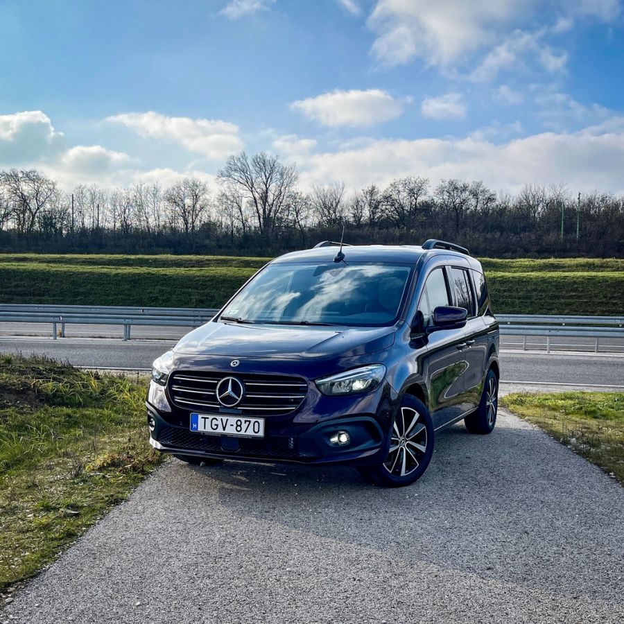 Akinek az inge pont az nem veszi magára – Mercedes-Benz T-osztály T180d - Autó & Motor - MOBILITY - mercedes benz, Mercedes Benz T osztály teszt, Mercedes benz t180d teszt, Mercedes T180d teszt, t180 d teszt, t180 mercedes,